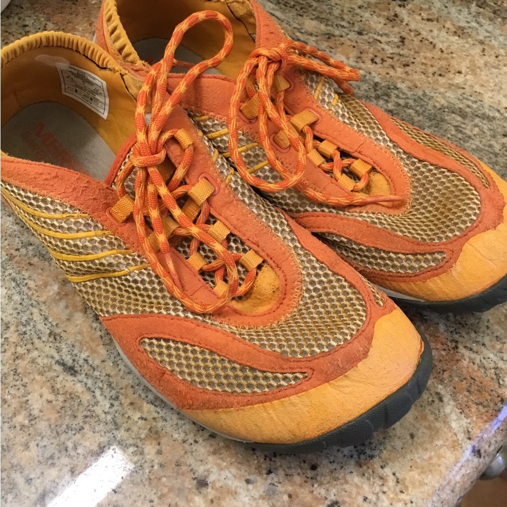 Merrell Women’s Pace Glove Barefoot Running Shoes Sz 9.5 Vibram Sole - Orange